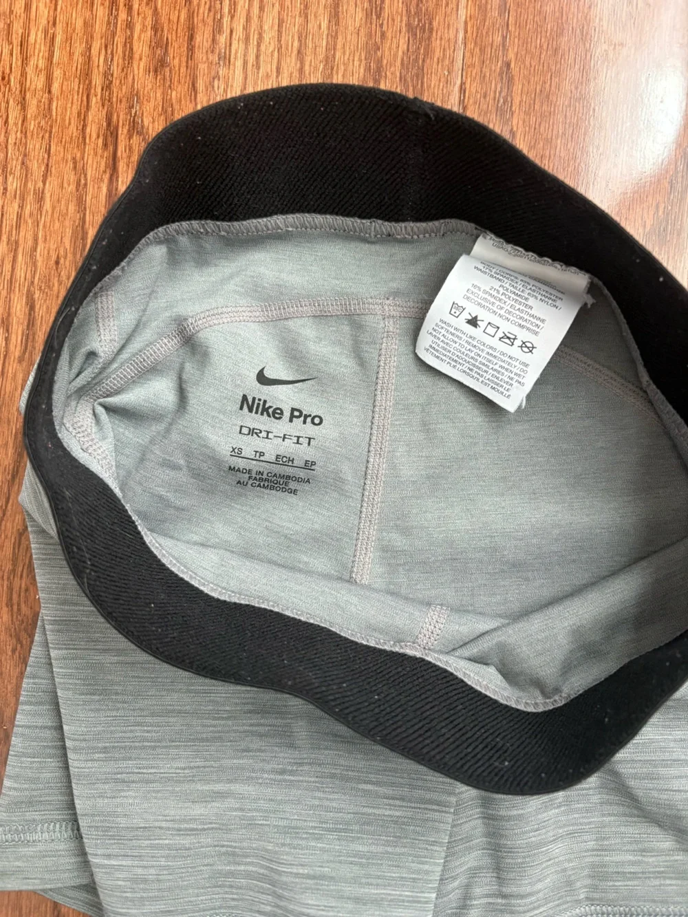 Women's Nike Pros heather gray